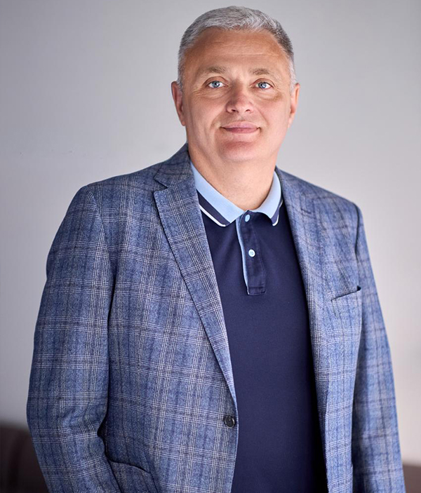 Олег Арестархов